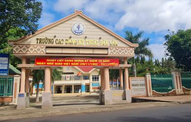 Trường cao đẳng Kỹ thuật Đắk Lắk tuyển sinh 'chui' 243 học sinh